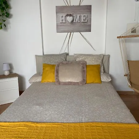 Happy House Nane Apartament *
